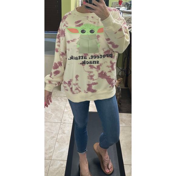 Star Wars women's medium crew neck long sleeve tie dye sweatshirt baby yoda - Picture 3 of 7
